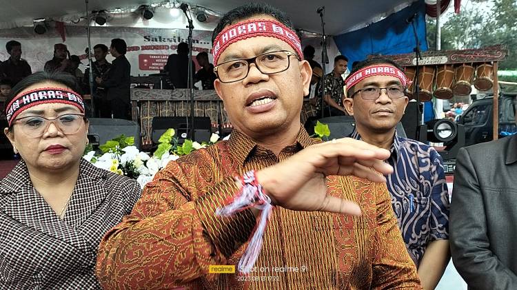 Toba Arts And Music Culture performance Meriah Di Silaen