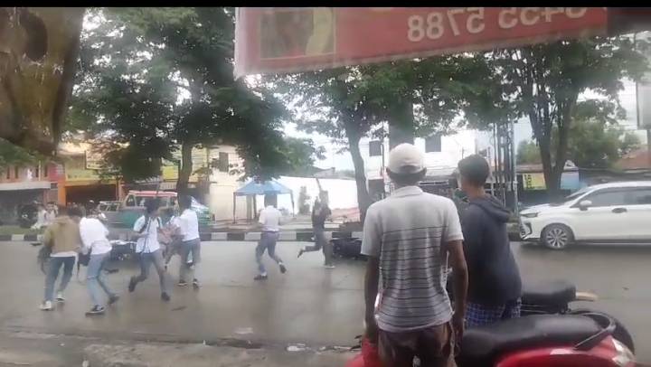 Pelajar Tawuran di SM Raja, Dikabarkan Dua Terluka