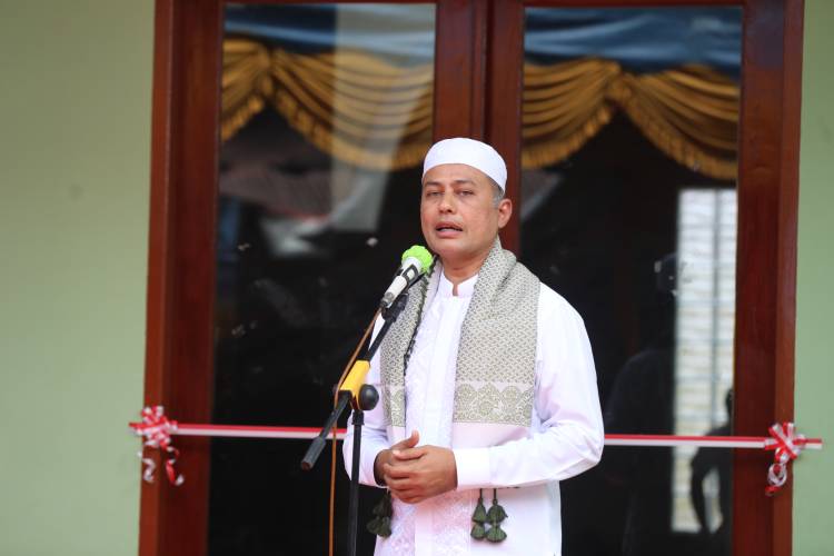 Jemaah Sambut Bahagia Kehadiran Masjid Al-Musannif Nurul Iman, Ini Pesan Ijeck
