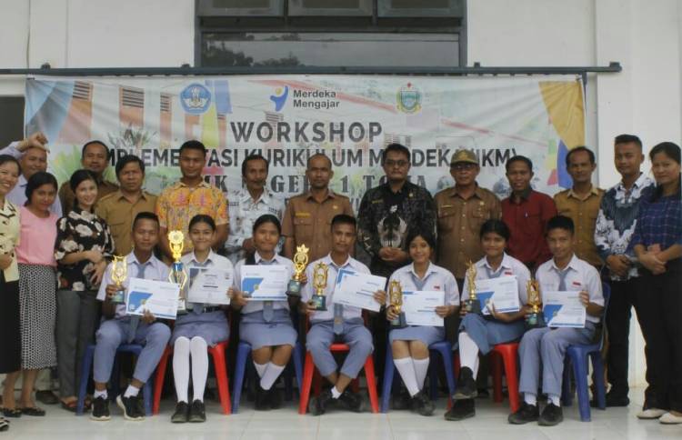 Pelajar SMK Negeri I Toma Meraih Prestasi  Tingkat Nasional