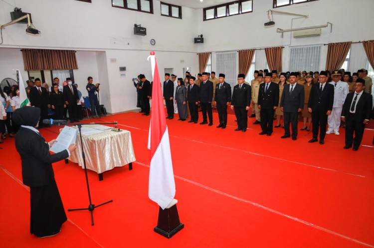 Walikota Lantik 54 Pejabat Baru di Pemko Pematang Siantar