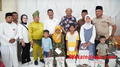 Turut  Menyantuni Anak Yatim Bersama FSKS, Kedepanya  Syah Afandin Akan Sedekahkan 1 Ton Beras Tiap Bulan