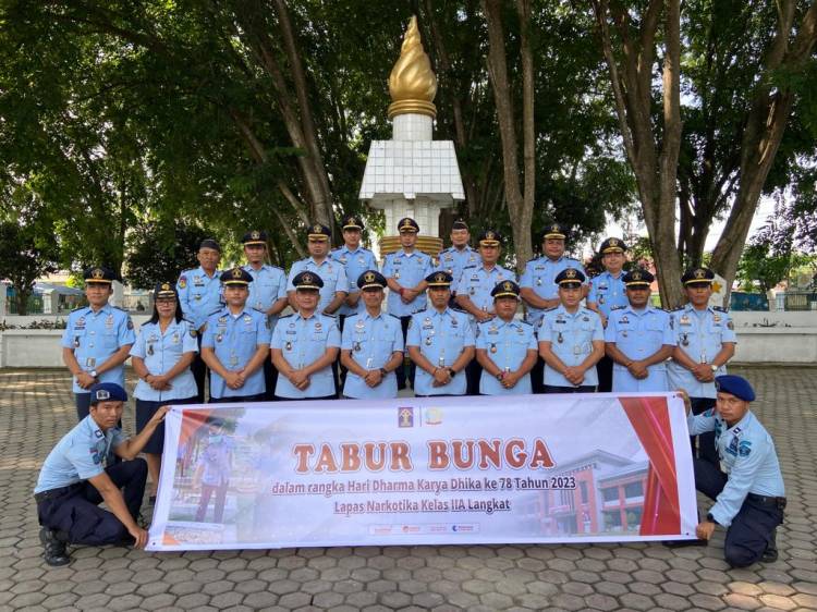 Ziarah dan Tabur Bunga Makam Pahlawan oleh Lapas Narkotika Langkat Kanwil Kemekumham Sumut