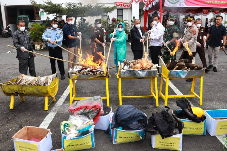 Walikota Hadiri Pemusnahan Barang Bukti Narkotika di Kejari Siantar
