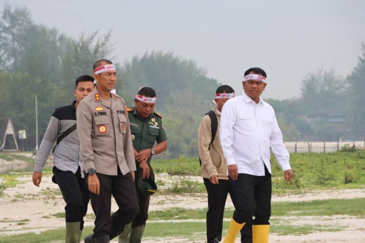 Lestarikan Negeri Penghijauan Sejak Dini, Polres Sergai Lakukan Tanam Manggrove Serentak