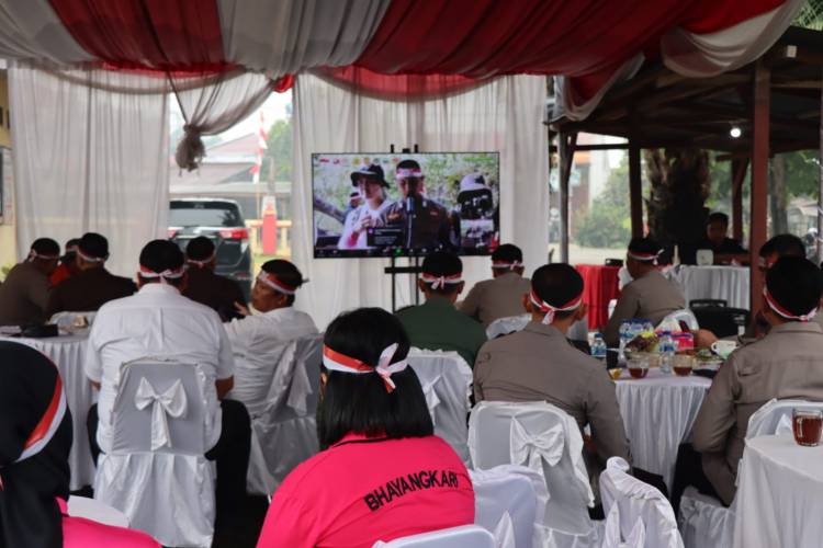 Rayakan Hut RI Ke 78, jajaran Polresta Deli Serdang laksanakan giat Penanaman Pohon Dengan  Serentak