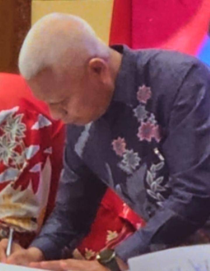 Perjanjian Kerjasama Optimalisasi Pemungutan Pajak Ditanda Tangani Bupati