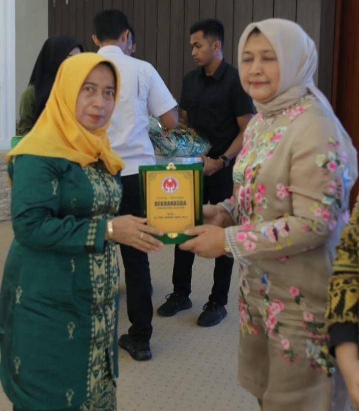 Lima Kabupaten Kota Pantai Timur Buka Pelatihan Pembuatan Souvenir di Asahan