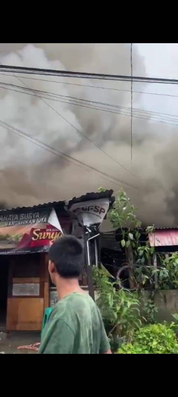 Polisi Selidiki Penyebab Kebakaran 17 Rumah di Jalan Badur , Termasuk Milik Kepling