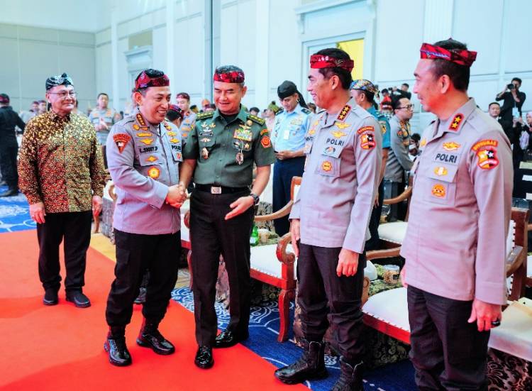 Kasum TNI Hadiri Acara Malam Apresiasi Setapak Perubahan Polri Tahun 2024