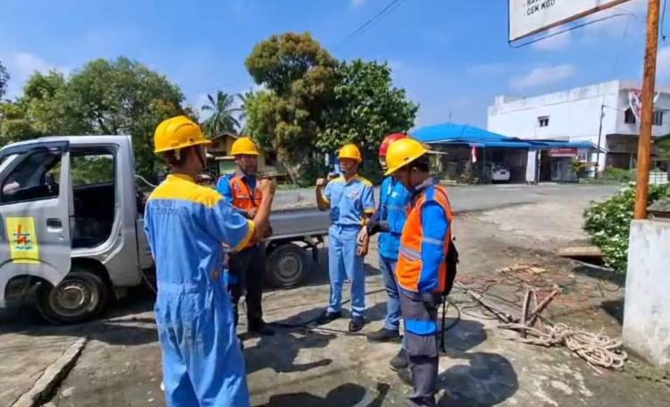 PLN ULP Tebing Tinggi Lakukan Peningkatan Jaringan Listrik