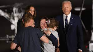 Dibalik Kegembiraan Pembebasan warga Amerika, Terdapat Kekhawatiran