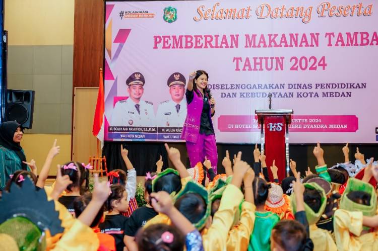 Melalui Bantuan PMT, Kahiyang Ayu Harap Atasi Stunting & Wujudkan Indonesia Emas 2045