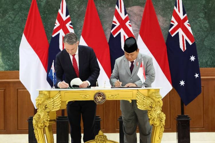 Menhan Prabowo Tanda Tangani Perjanjian Kerja Sama Pertahanan RI-Australia di Akmil Magelang