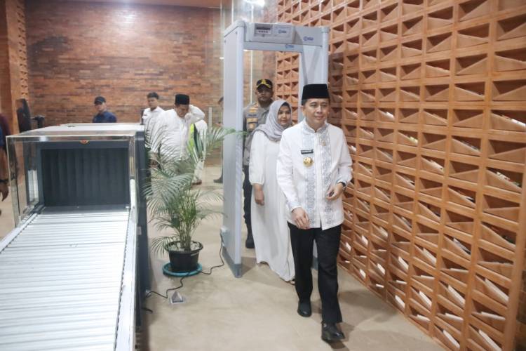 Pj Gubernur Sumut Agus Fatoni Dorong Operasional Bandara AH Nasution di Madina