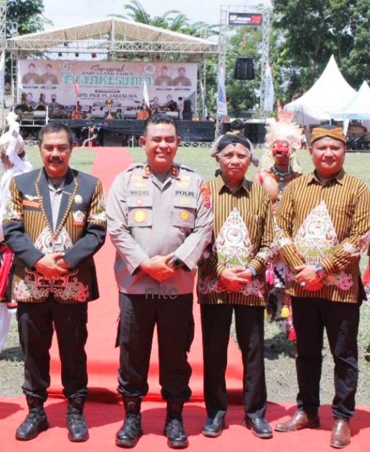 Bupati Asahan Bersama Waka Polri Serta Ribuan Massa Banjiri Lapangan Hokky Kisaran