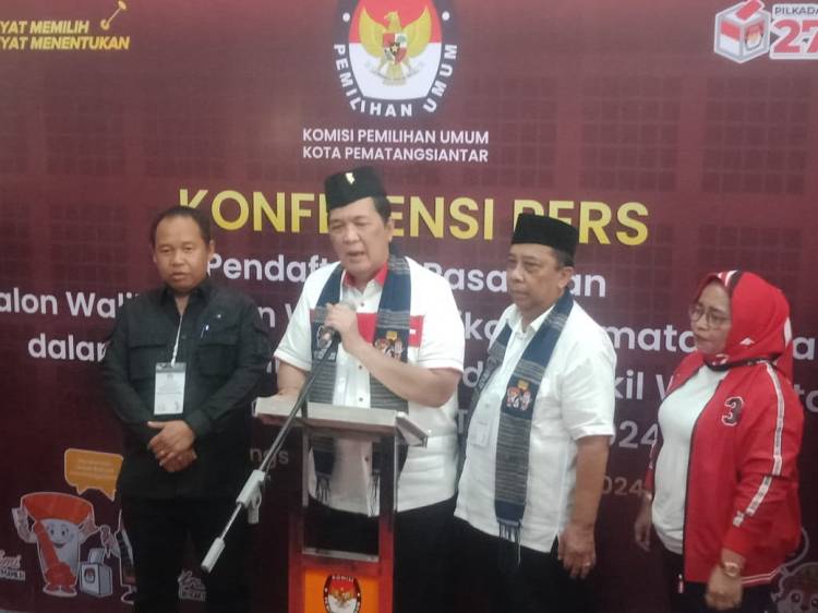 Daftar ke KPU, Paslon St Yan Santoso SH MH - H Irwan Bersama Ratusan Kader dan Simpatisan PDIP