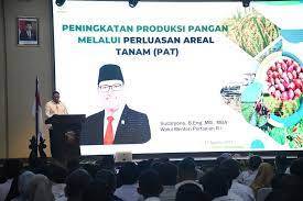 Wamentan Sudaryono Targetkan 97.000 Hekatre Perluasan Areal Tanam Padi di Sumut