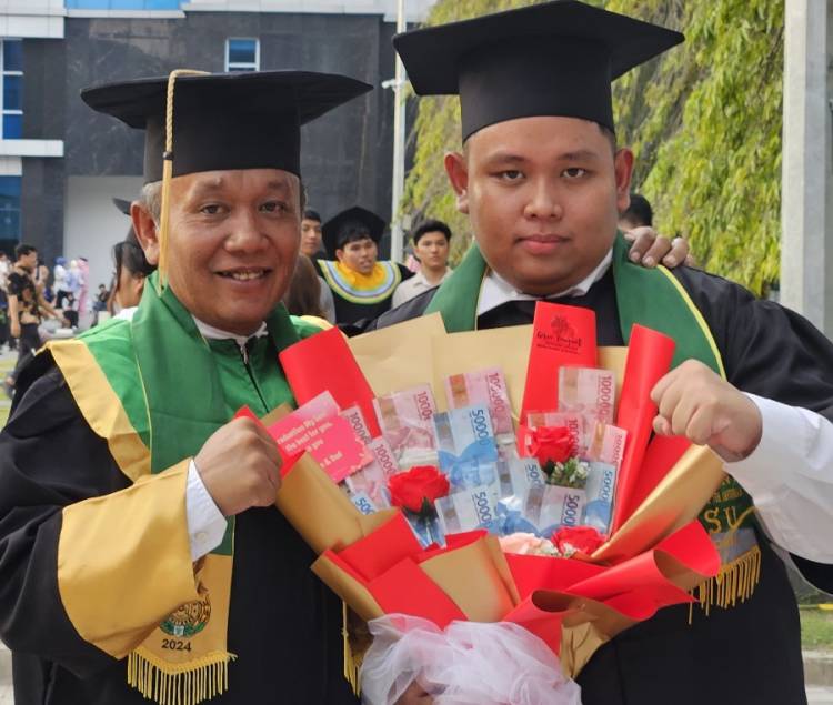 Ketua Umum Generasi Muda Narasaon Sedunia, Wisuda Bersama Anak