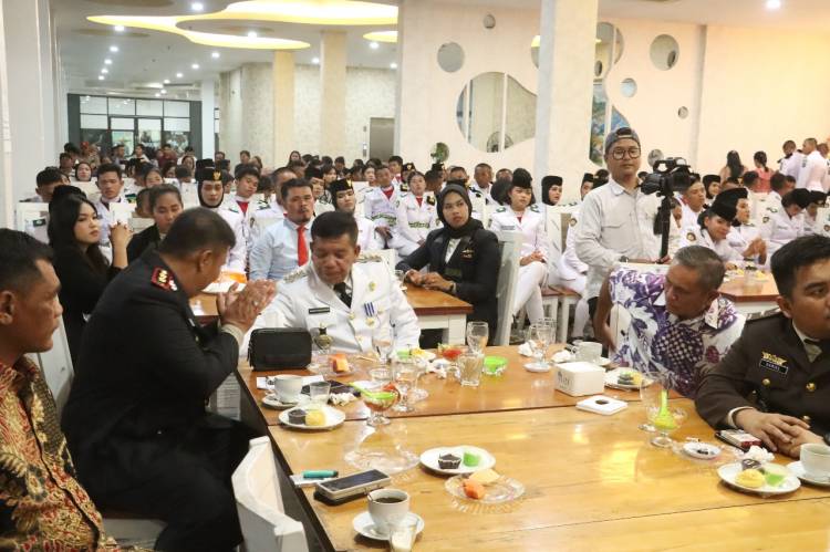 Kapolres Simalungun Hadiri Jamuan Makan Malam dan Pelepasan Paskibraka