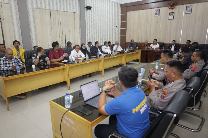 Sekda Siantar Rapat Visitasi Technical Delegate (TD) PON XXI Aceh-Sumut Sumut