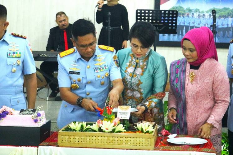 Syukuran HUT Ke-61 Wanita TNI Angkatan Udara, Komandan Kosek I: &ldquo;Jadilah Tauladan Bagi Generasi Penerus&rdquo;