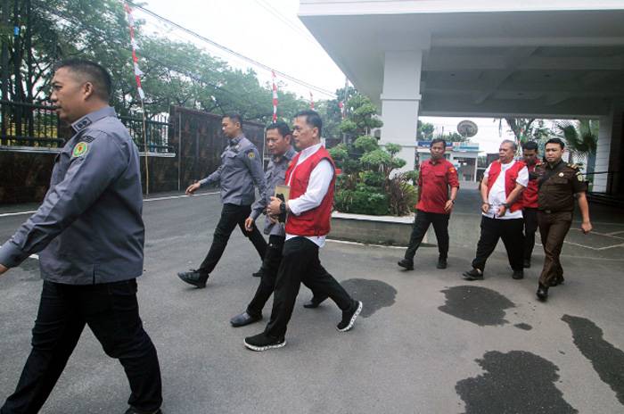 Kejati Sumut Tahan Sekdis dan PPK Terkait Dugaan Korupsi Pengadaan APD Covid-19 Dinkes Sumut TA 2020