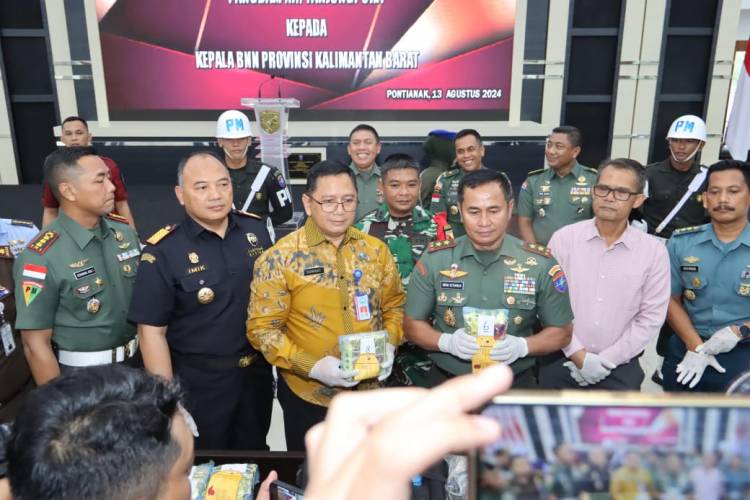Kapolsek Perdagangan Hadiri Rapat Pleno Terbuka Rekapitulasi Daftar Pemilih di Kecamatan Bandar, Berlangsung Lancar dan Kondusif