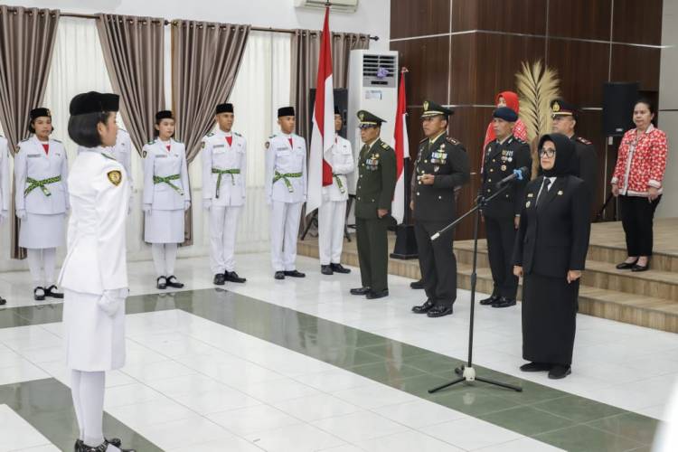 Wali Kota Susanti Kukuhkan 60 Anggota Paskibraka Kota Siantar