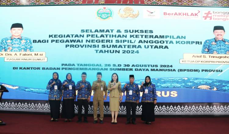 Sekdaprov Sumut Buka Pelatihan Keterampilan Anggota Korpri Menjelang Purnabakti