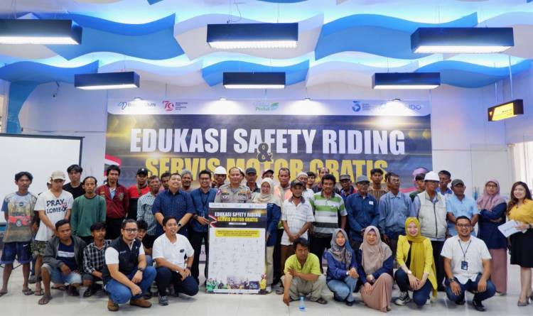 PT Pelabuhan Indonesia (Persero) Regional 1 Peringati HUT RI ke-79 Bareng Ojol