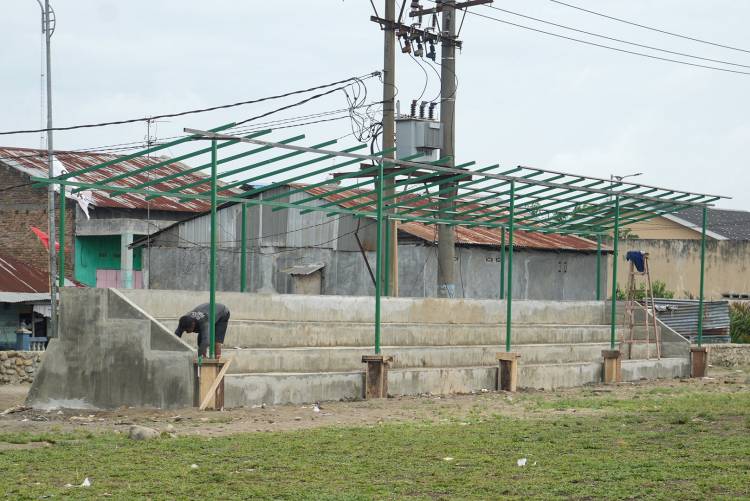 Walikota Bangun Lapangan Sepak Bola untuk Anak-anak Belawan Sicanang