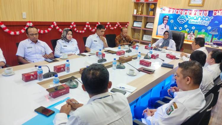 Wali Kota Siantar Diseminasi Kajian IPEI Studi Kasus Siantar Secara virtual