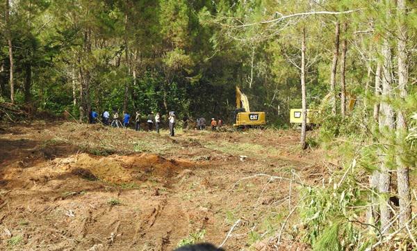 Sempat Diwarnai Kericuhan,  Pembukaan Jalan BOPDT di Sigapiton Berlanjut