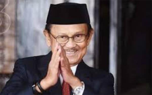 Jum'at Barokah Polsek Medan Timur Juga Doakan BJ Habibie