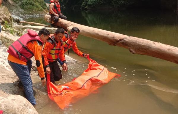Hanyut Sejak Minggu, Jasad Pemancing di Sungai Aek Silau Ditemukan 