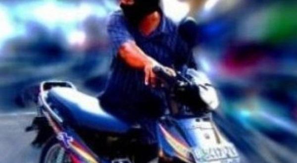 Pura-pura Jadi Keluarga Pengantin, Seorang Pria Curi Sepeda Motor dari Pesta Pernikahan
