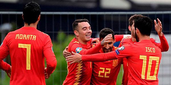 Bermain 10 Orang, Timnas Spanyol Tundukkan Tuan Rumah