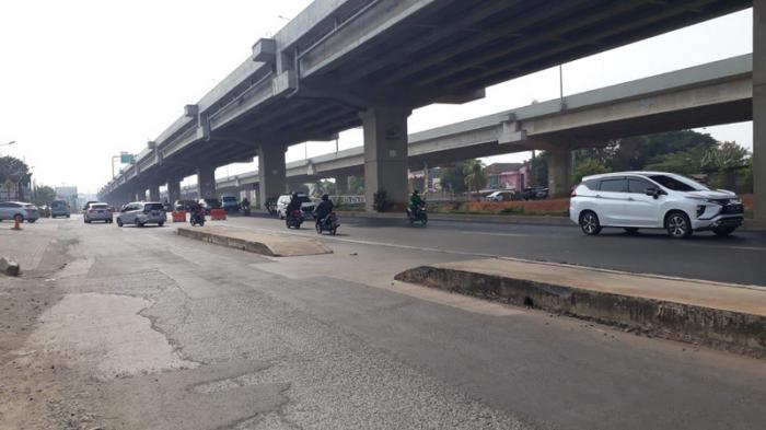 Wali Kota Minta Trotoar di Tengah Jalan Dibongkar