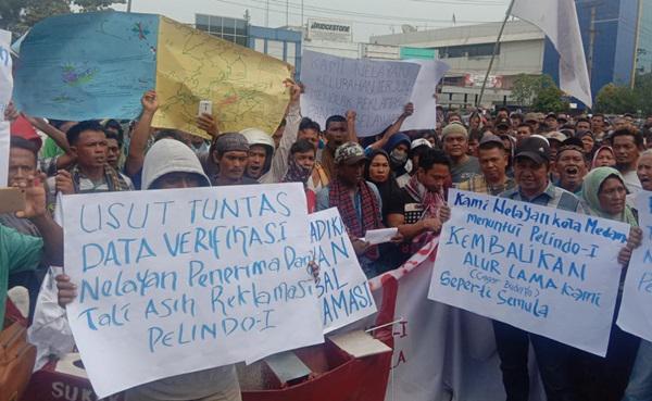 Soal Reklamasi Pelebaran Pelabuhan Belawan, Ratusan Nelayan Demo Kantor Pelindo I 