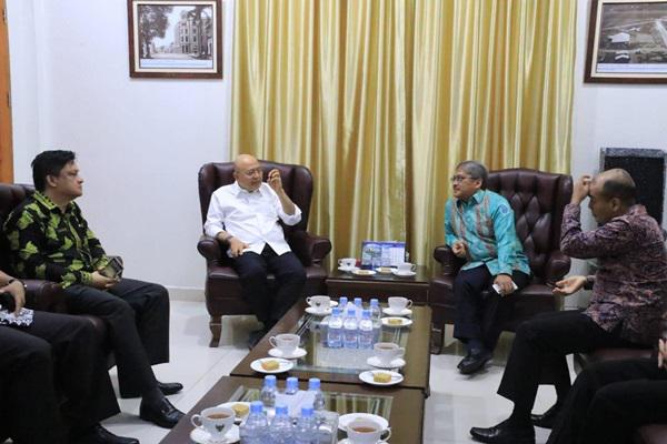 Eldin: RSUP H Adam Malik Harus Tingkatkan Mutu dan Kualitas Pelayanan