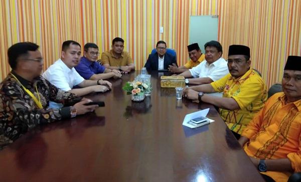 Menantu Jokowi Berkunjung ke DPD Partai Golkar Sumut, Ini yang Dibahas
