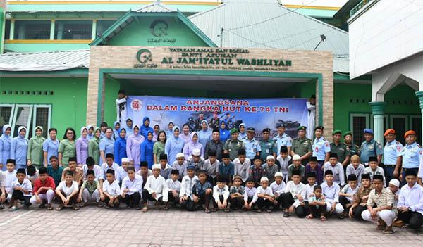 Sambut HUT Ke-74 TNI, Kodam I/BB Salurkan Bantuan ke Panti Asuhan