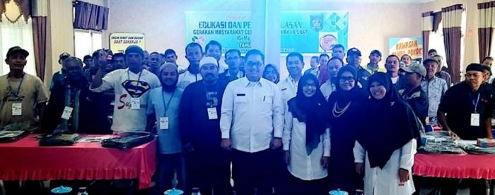 Kadis Kesehatan Asahan Berbagi Ilmu Dengan Warga Masyarakat Tentang Penggunaan Obat
