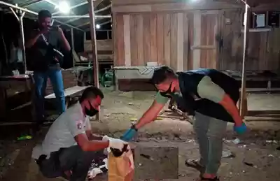 Sedang Tambal Ban Sepeda Motor, Petani Diniaya Sekelompok Hingga Tewas