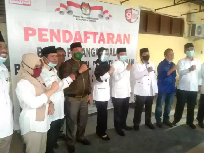 Pasangan Nuri Resmi Daftar ke KPU Asahan