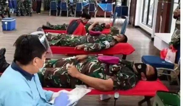 Sambut HUT ke 75 TNI, Yonmarhanlan I Gelar Donor Darah