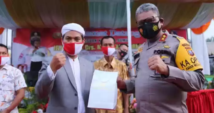 Kapolda Sumut Resmikan Kampung Tangguh 'Ika Bina En Pabolo' 
