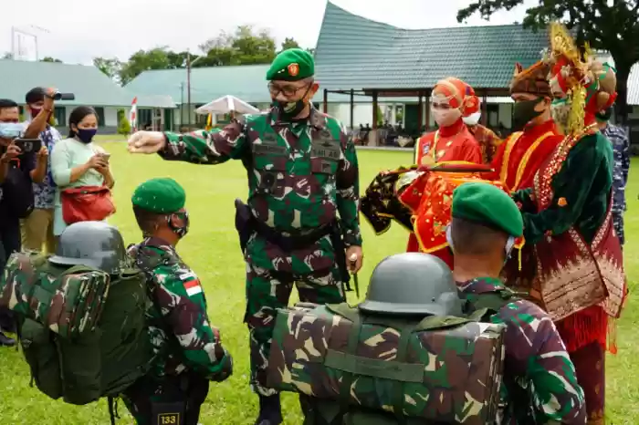 Pangdam I/BB Pimpin Upacara Penyambutan Yonif 133/Yudha Sakti Purna Tugas Satgas Pamtas RI-Malaysia Tahun 2019