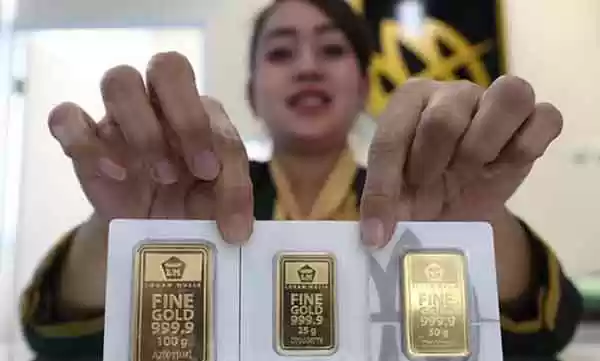  Harga Emas Antam Naik Rp8.000 Per Gram